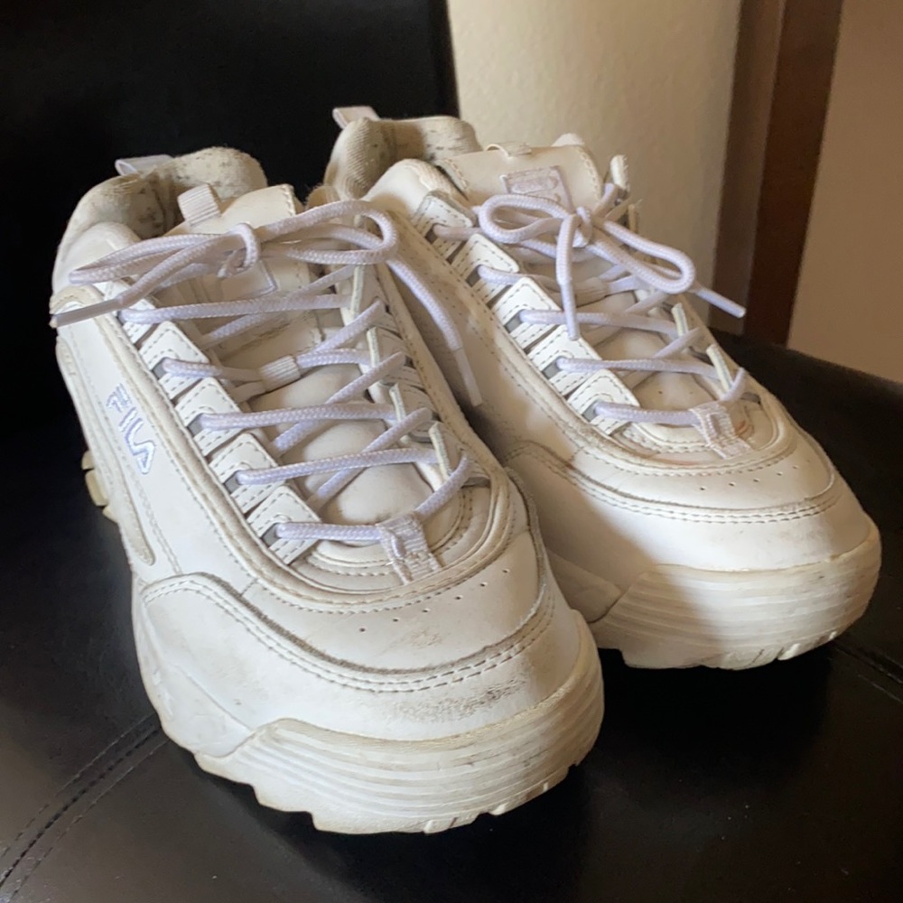 FILA Sneakers